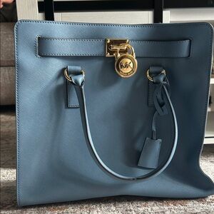 NEW WITH TAGS Michael Kors Blue Tote
